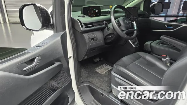 Hyundai Staria — Фото автомобиля 10