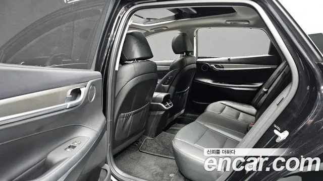 Hyundai Grandeur (New) Hybrid — Фото автомобиля 12