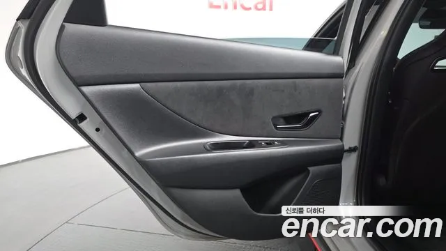 Hyundai AVANTE — Фото автомобиля 24