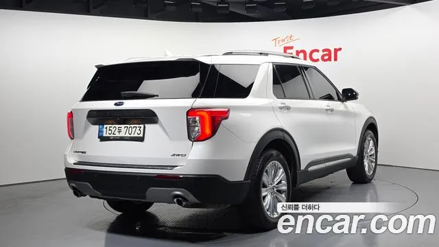 Ford Explorer Explorer 6 поколение — Фото автомобиля 2