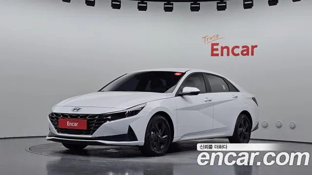 Фотография автомобиля — Hyundai Avante CN7
