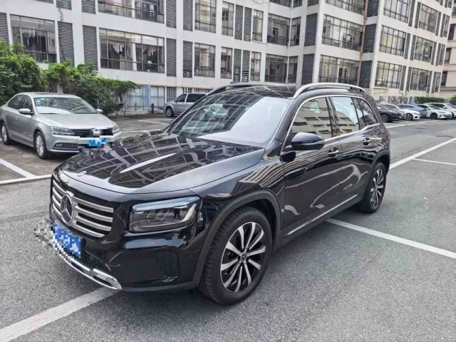 Фотография автомобиля — Mercedes-Benz GLB-Class