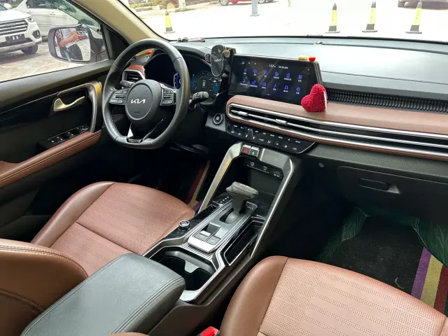 Kia Sportage — Фото автомобиля 8