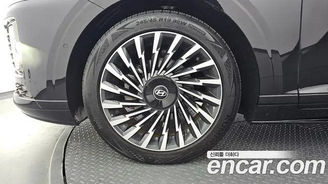 Hyundai Grandeur — Фото автомобиля 5