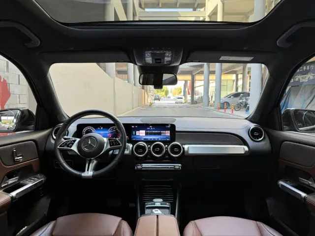Mercedes-Benz GLB-Class — Фото автомобиля 11