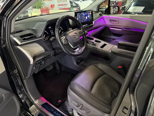 Toyota Granvia — Фото автомобиля 4