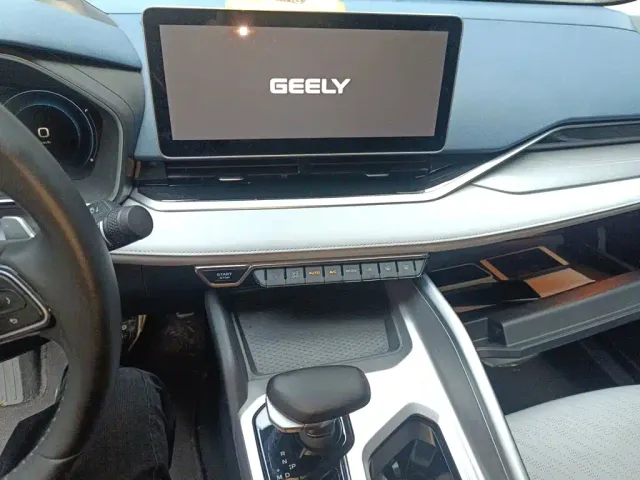 Geely Xingrui — Фото автомобиля 14