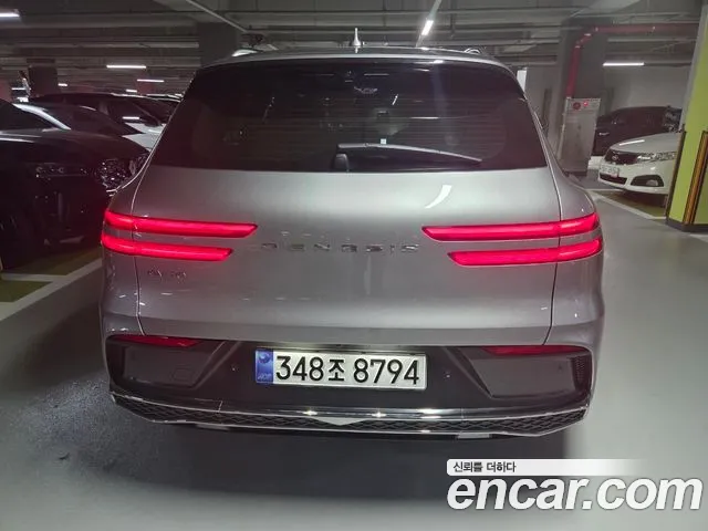 Genesis GV70 — Фото автомобиля 4