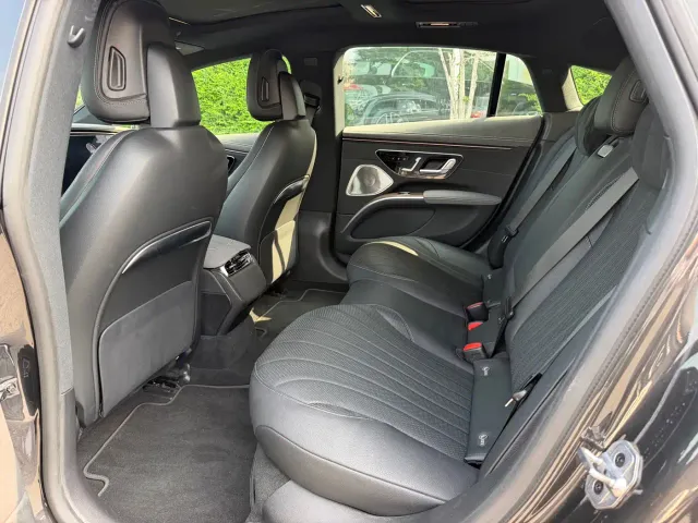 Mercedes-Benz EQS — Фото автомобиля 13