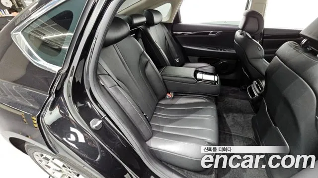 Genesis G80 RG3 — Фото автомобиля 12