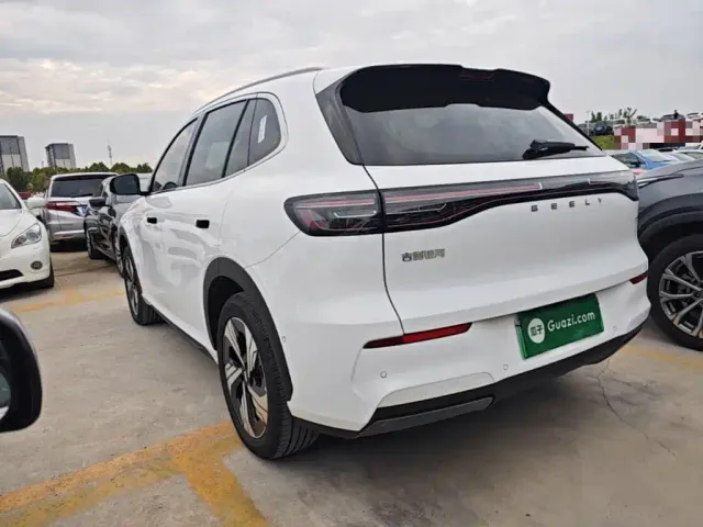 Geely Galaxy E5 — Фото автомобиля 4