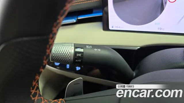 Genesis GV70 — Фото автомобиля 28