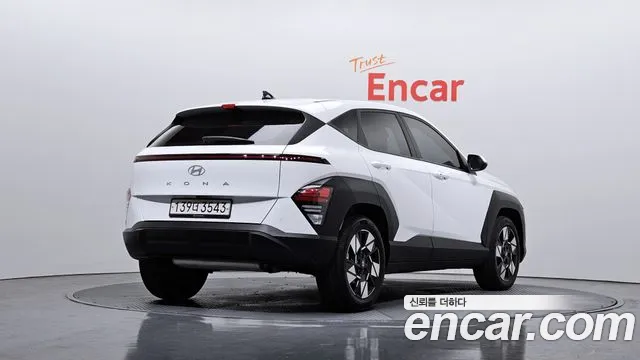 Hyundai Kona Kona (SX2) Бензин 1.6 турбо 2WD — Фото автомобиля 2