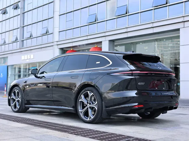 Nio ET5 Touring — Фото автомобиля 5