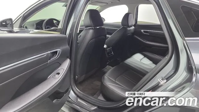 Hyundai Sonata Sonata (DN8) 2.0 LPG(Для проката) — Фото автомобиля 12