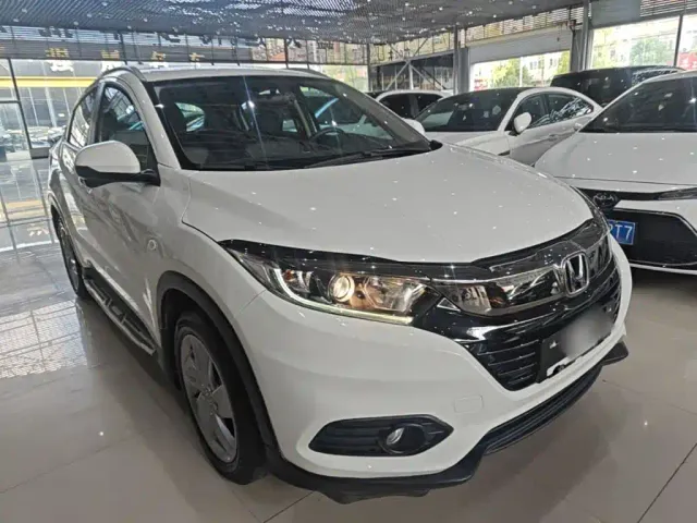 Honda Vezel — Фото автомобиля 3