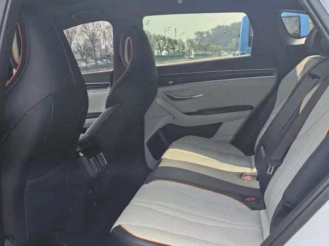 BYD Song PLUS — Фото автомобиля 10