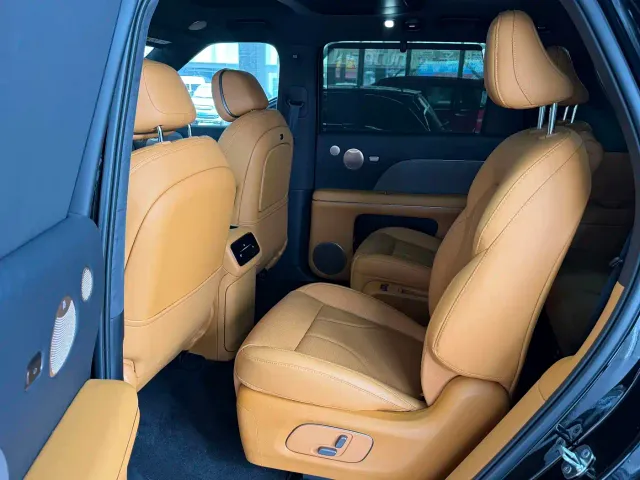 IM Motors LS8 — Фото автомобиля 12