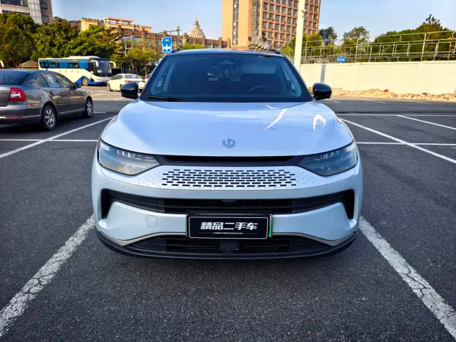 Leapmotor C11 — Фото автомобиля 2