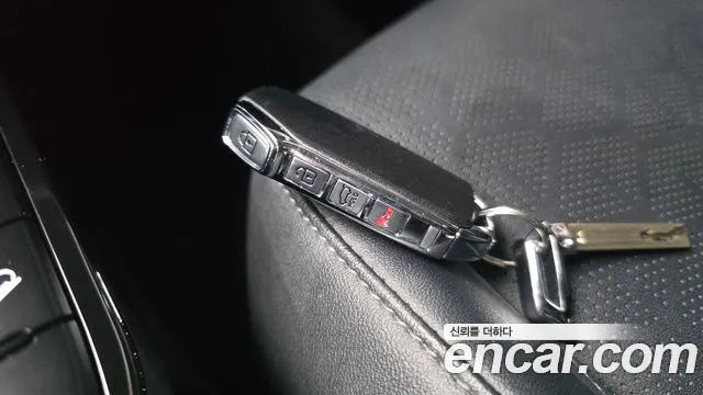 Kia Seltos — Фото автомобиля 23