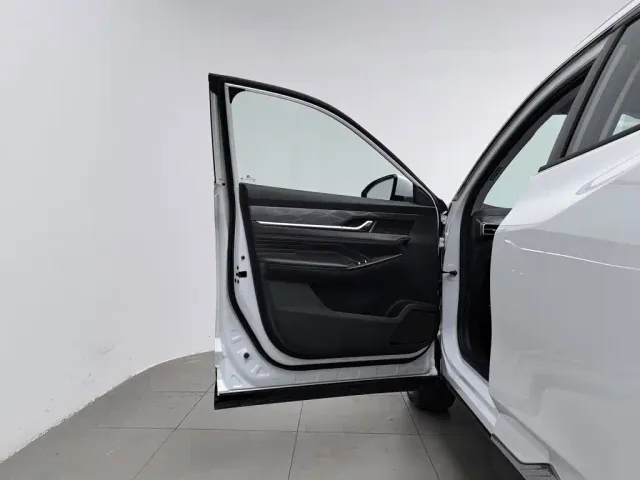 Dongfeng Haohan — Фото автомобиля 8