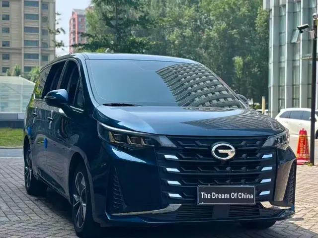 GAC Trumpchi M6 — Фото автомобиля 3