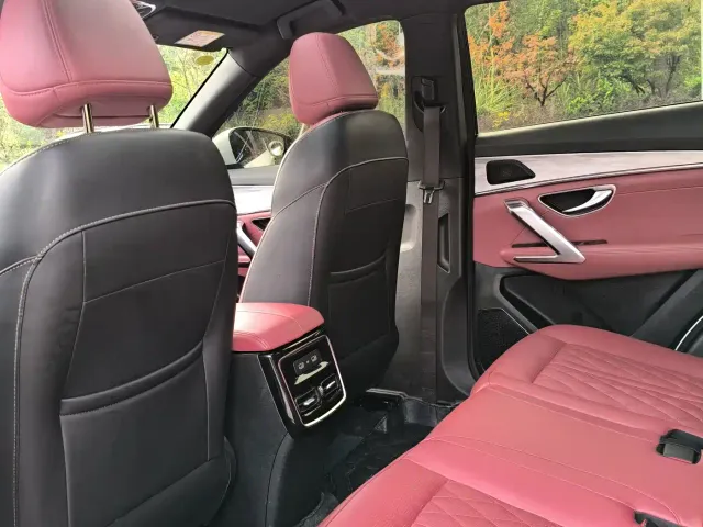 Jetour X70 Plus — Фото автомобиля 19
