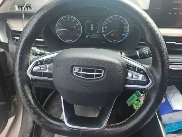Geely Vision X3 — Фото автомобиля 15