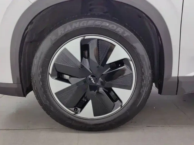 Dongfeng Fengshen L7 — Фото автомобиля 17