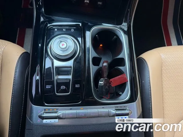 Kia Canival Carnival 4 поколение Дизель 9 мест Signature — Фото автомобиля 7