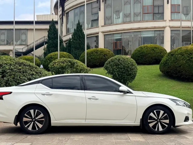 Nissan Teana — Фото автомобиля 7