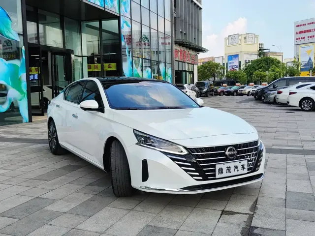 Nissan Teana — Фото автомобиля 6
