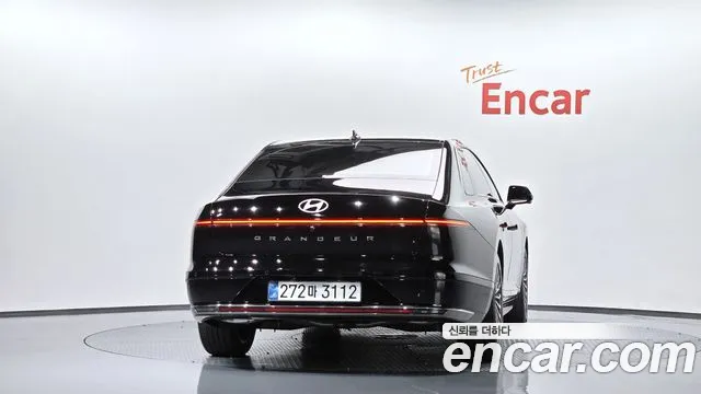 Hyundai Grandeur GN7 — Фото автомобиля 4