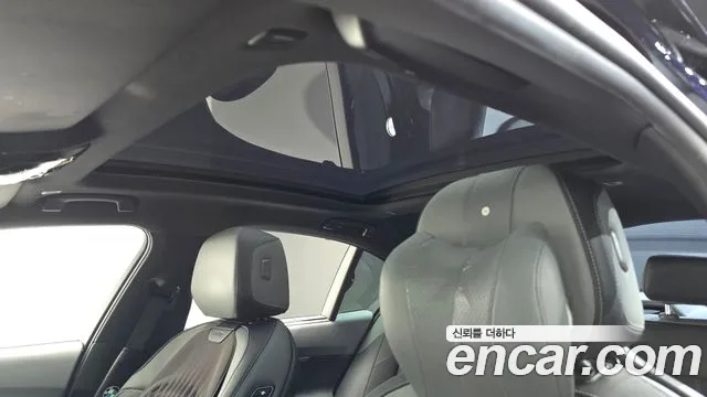 BMW 5-Series 5 серия (G60) 530i xDrive M Sport — Фото автомобиля 12