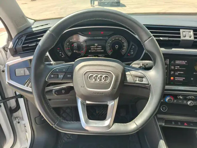 Audi Q3 — Фото автомобиля 20