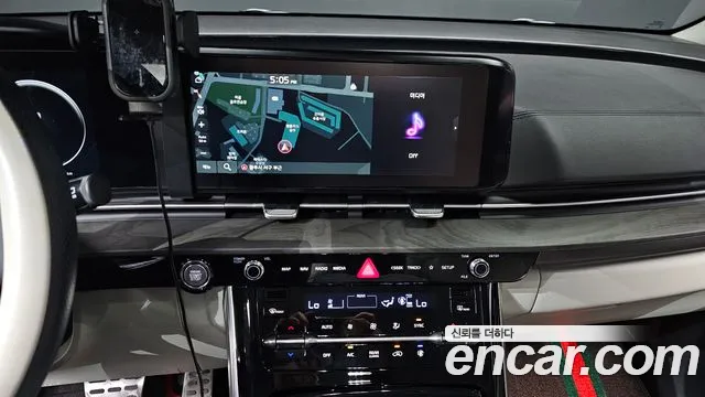 Kia Canival Carnival 4 поколение Дизель 9 мест Signature — Фото автомобиля 14