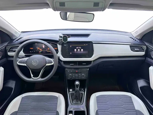 Volkswagen Tharu — Фото автомобиля 11