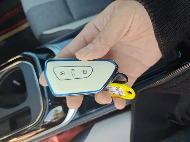 Volkswagen ID.4 Crozz — Фото автомобиля 8