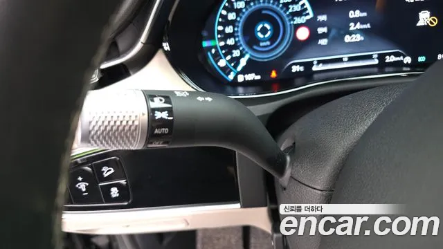 Genesis GV70 — Фото автомобиля 19