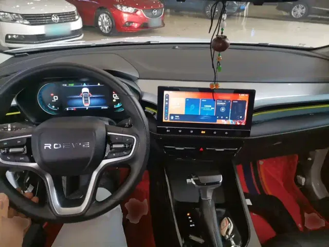 Roewe i5 — Фото автомобиля 5