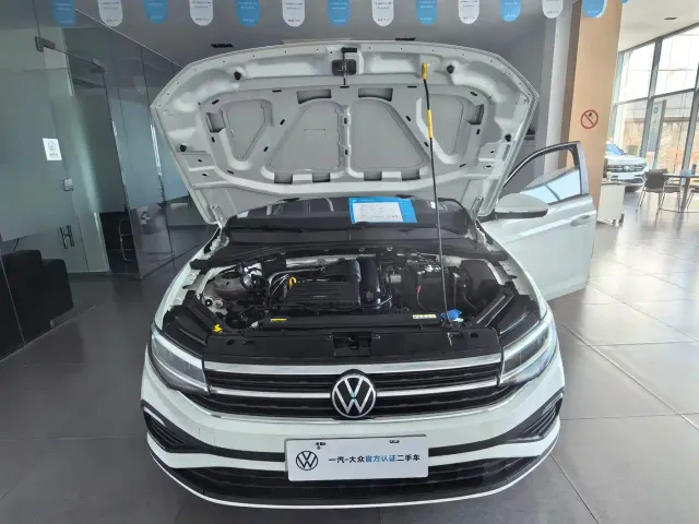 Volkswagen Bora — Фото автомобиля 15