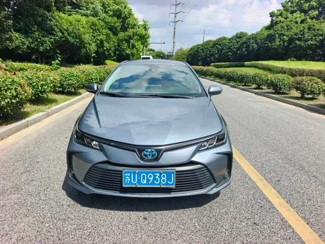 Toyota Corolla — Фото автомобиля 2