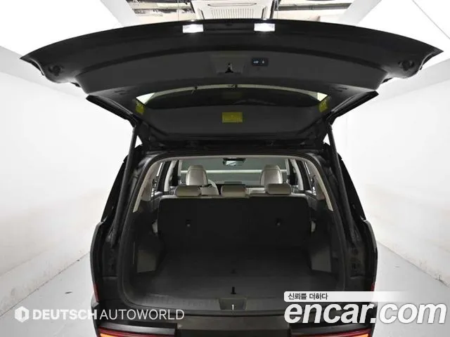 Hyundai Santafe Santa Fe (MX5) Бензин 2.5T 2WD — Фото автомобиля 19