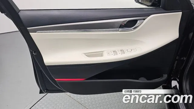 Hyundai Grandeur Grandeur (New) — Фото автомобиля 13
