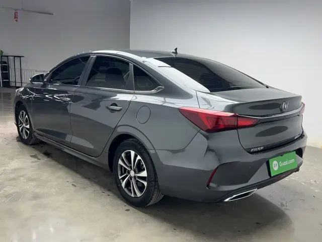 Changan Eado — Фото автомобиля 23