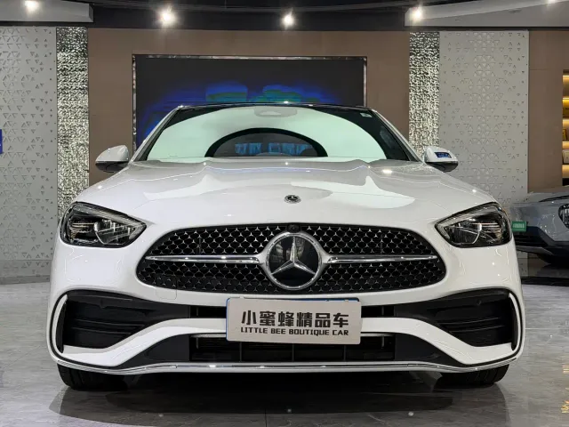 Mercedes-Benz C-Class — Фото автомобиля 2