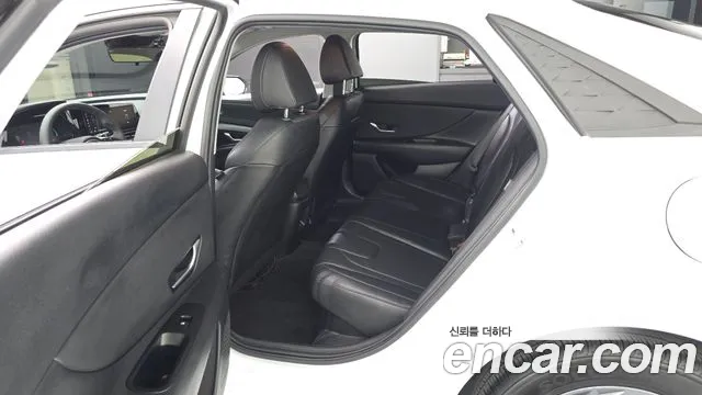 Hyundai AVANTE — Фото автомобиля 11