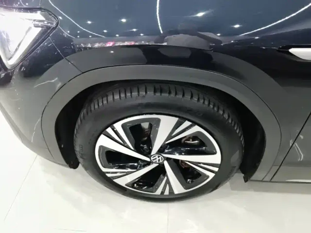 Volkswagen ID.6 CROZZ 2021 Facelift Long Range PRO — Фото автомобиля 22