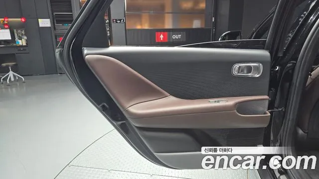 Hyundai Ioniq 6 — Фото автомобиля 14