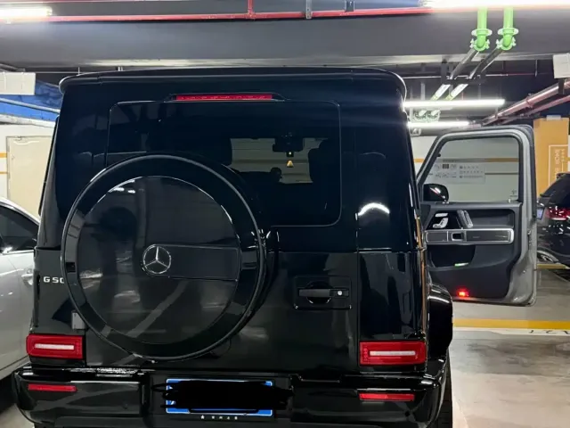 Mercedes-Benz G-Class — Фото автомобиля 2